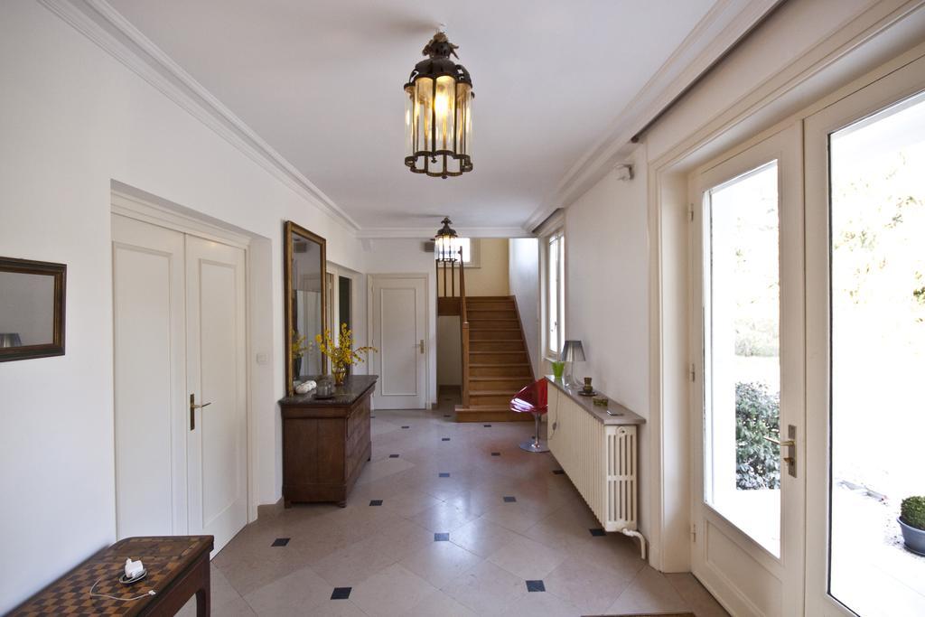 Bed and Breakfast La Maison De Roussille Francheville  Экстерьер фото